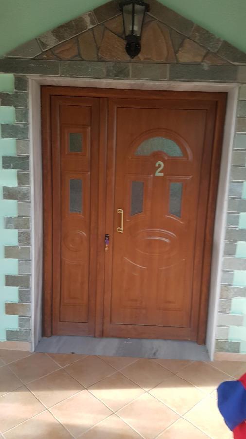 Villa Relax Vrasná Zewnętrze zdjęcie